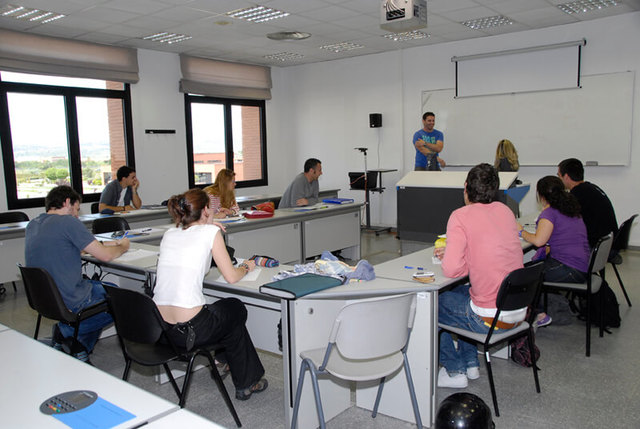 SALA DE IDIOMAS