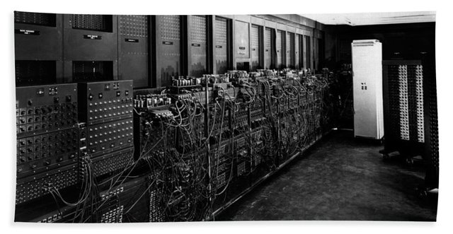 Calculador e integrador numérico digital electrónico (ENIAC)