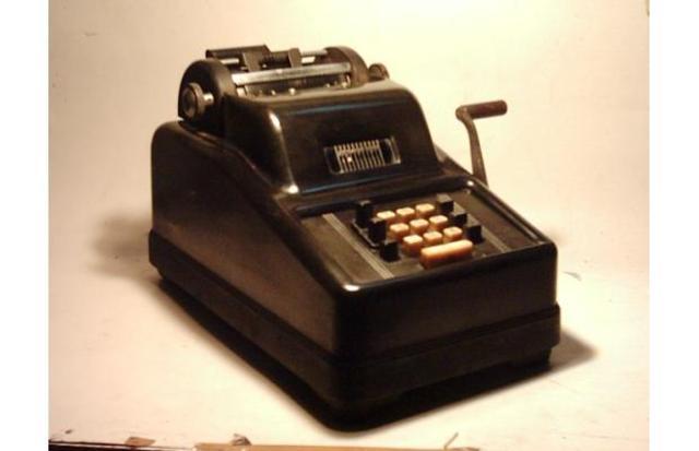 MAQUINA DE MULTIPLICAR