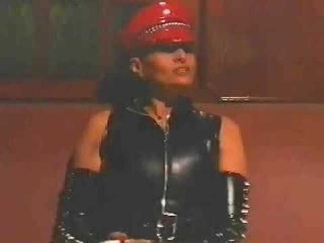 Documentos TV Domina Zara y el mundo del BDSM