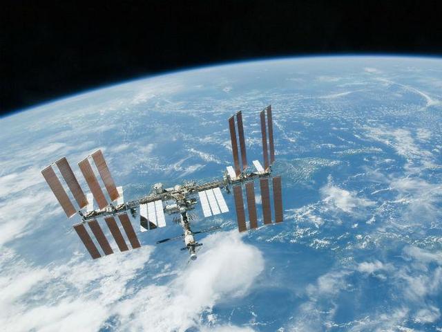 SATÉLITE GEOESTACIONARIO