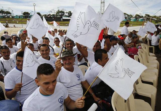 Más de 200 ex miembros de las FARC llegan a Cuba para recibir entrenamiento médico ofrecido por el gobierno cubano