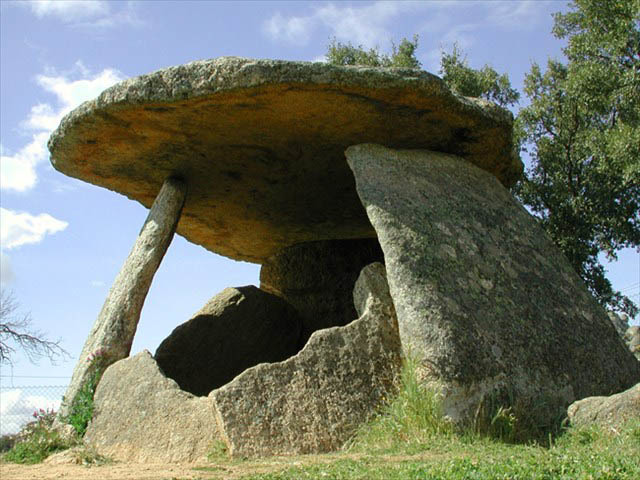 Dolmen El Mellizo
