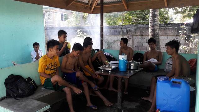 bong with my friends