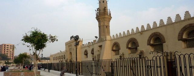 Amr constrói a Primeira mesquita do Egito