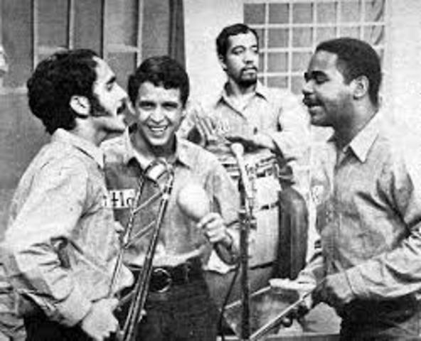 Inicio De Su Carrera Como Cantante