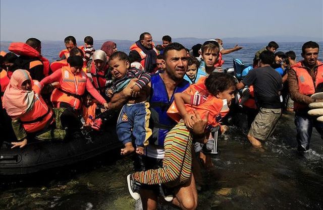 EFECTO MACROECONÓMICO DEL DESPLAZAMIENTO