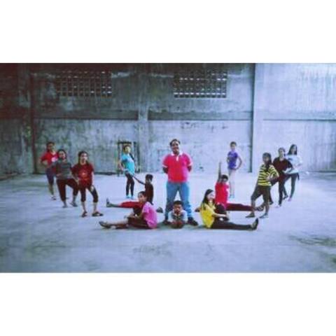 Breaking-up Rehearsal