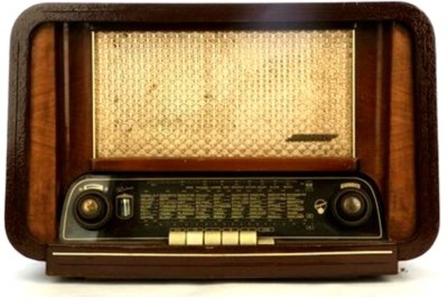 Creación de la Radio