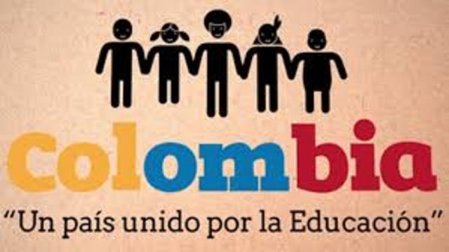 LA EDUCACIÓN COLOMBIANA ESTÁ EN PROCESO DE CAMBIO