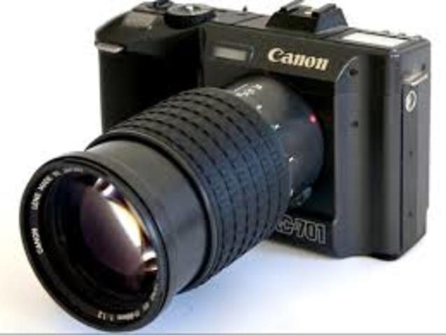 Fotografía digital, primera cámara: "Canon RC- 701"