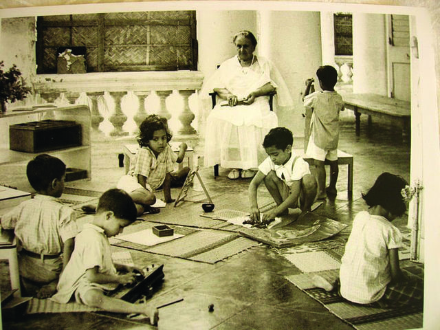 La pedagoga Italiana María Montessori(1870-1952) .