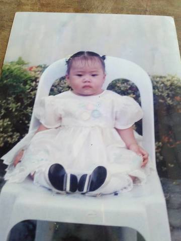 Dress me like a little girl, Mom