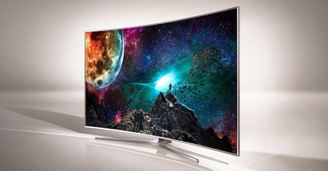 SE MODIFICA LA PANTALLA PLANA PARA QUE SEA CURVA