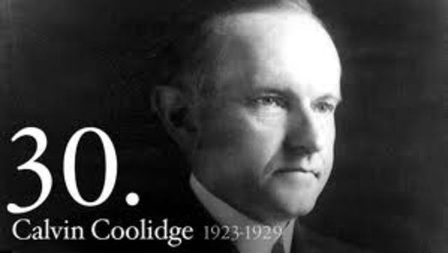 Calvin Coolidge is elected president
