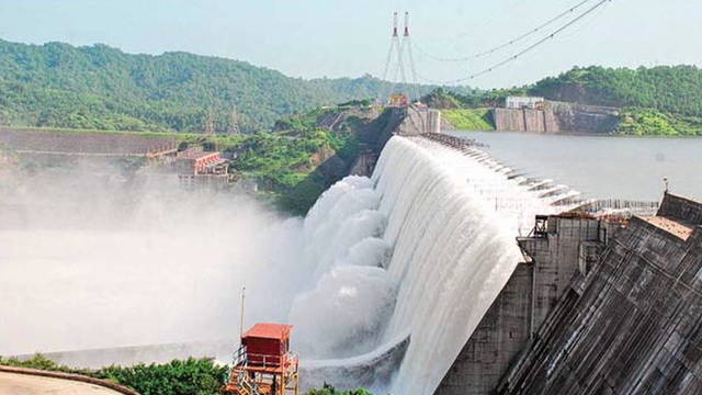 India.  Los préstamos del Banco para las represas del Sardar Sarovar