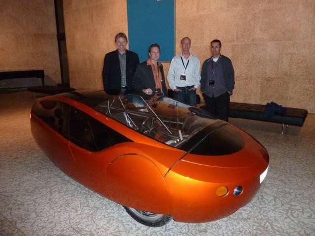 Выпуск первого автомобиля на 3D-принторе