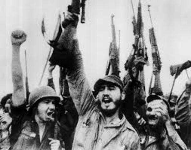 Aumento de la Guerra fria(cuando los Soviéticos llevaron acabo su primera explosión de una bomba atómica