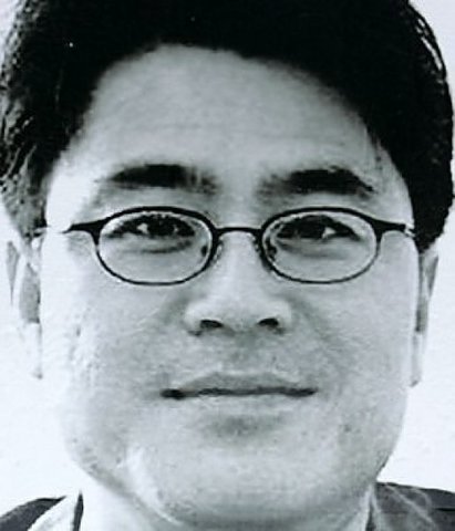 Government Restrictions and Wang Xiaoning