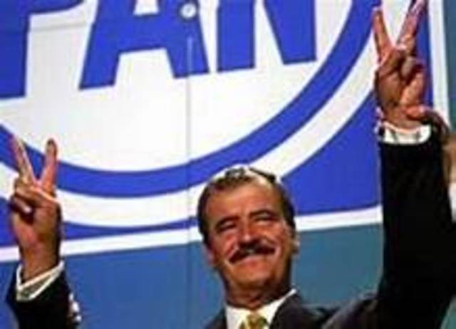 FOX QUESADA, VICENTE.Periodo Presidencial: 2000-2006