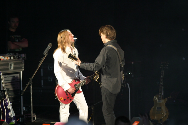 Появилась группа «Братья по оружию».