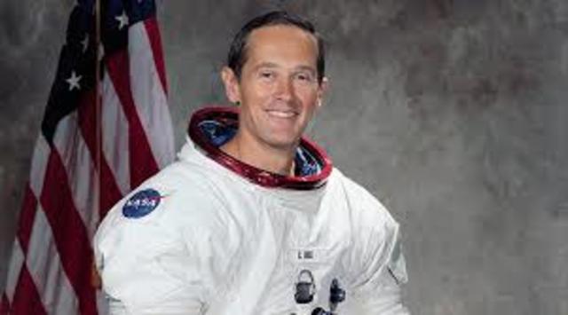 The man who spends the longest time on the moon!!!