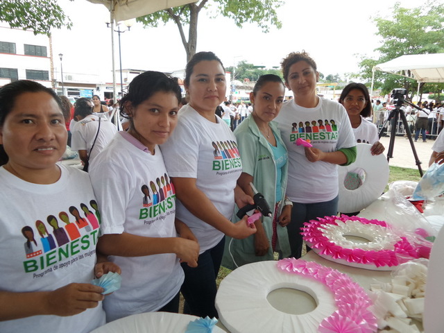 Programa de bienestar de corazón a corazón; apoyo a madre solteras.