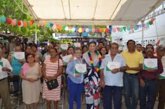 PROGRAMA DE CRÉDITO A LOCATARIOS Y PEQUEÑOS COMERCIANTES