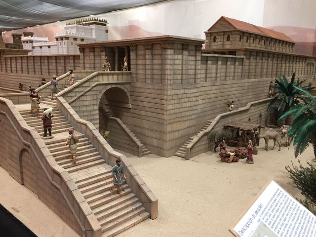 Restauracion de la ciudad y sinagoga por Herodes