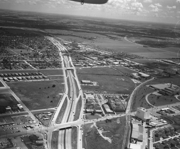 Central Expressway to Mockingbird Lane