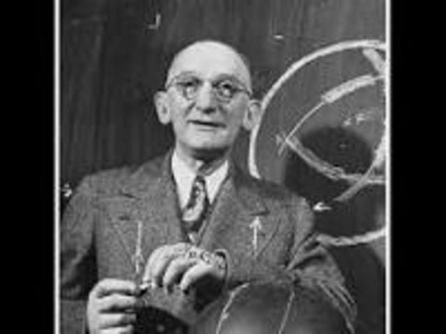 L.L Thurstone ( EE.UU 1887-1955)