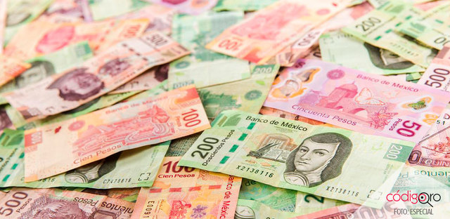 El gobernador decidió llevar 3 ceros al peso