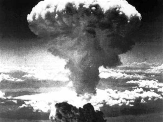 Primer Bomba Atómica