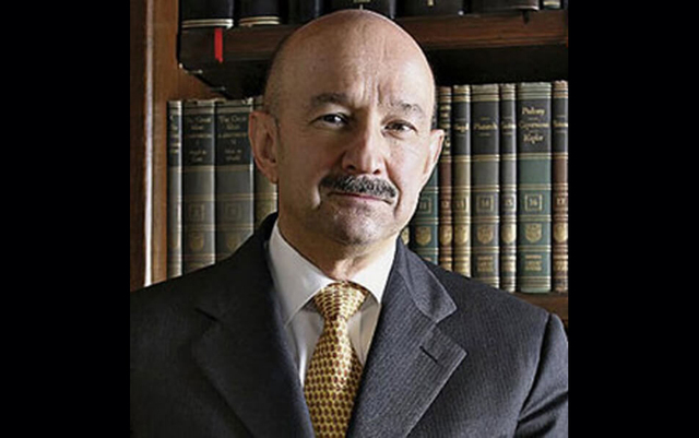 CARLOS SALINAS DE GORTARI