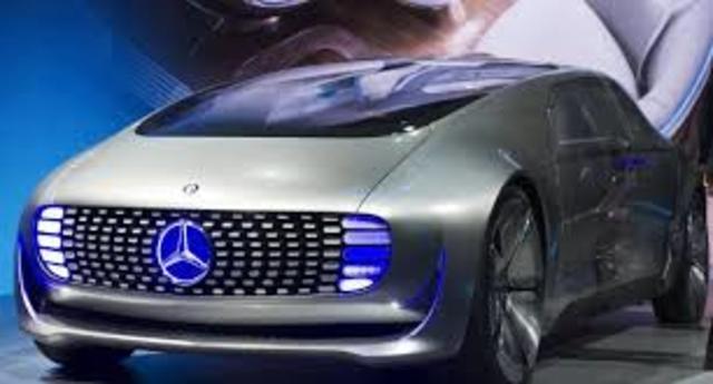 Auto que se parquea solo