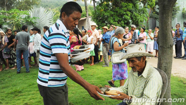 ayudar a las personas mas necesitadas , como en lo barrios llamados vulgarmente (invasión)