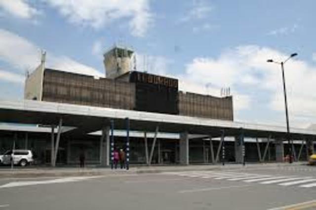 REFORMAS A EL DORADO EN BOGOTA