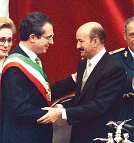 Zedillo toma posesión