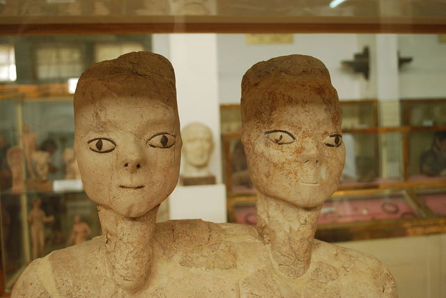 'Ain Ghazal Statues : Ancient Mesopotamia (7200 - 6500 BCE)
