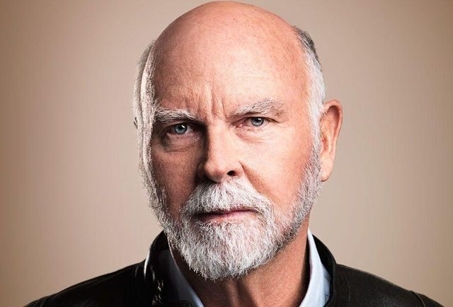 Craig Venter, "Primer genoma artificial".