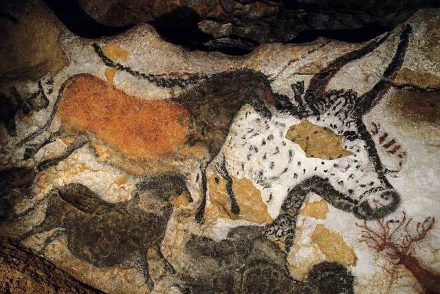 Lascaux Cave Drawing, Paleolithic Era