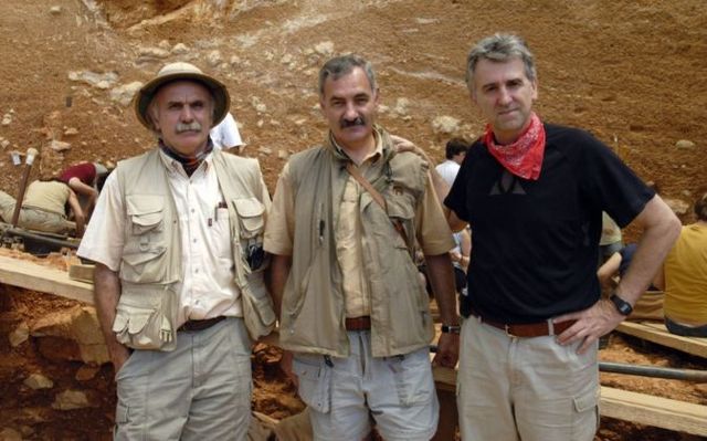 Excavaciones dirigidas por Arsuaga, Bermúdez y Carbonell