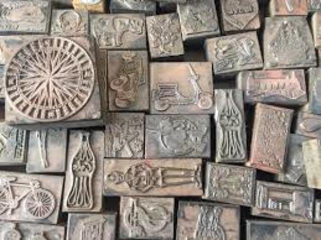 *Printing Press using Wood Blocks(PRE-INDUSTRIAL)