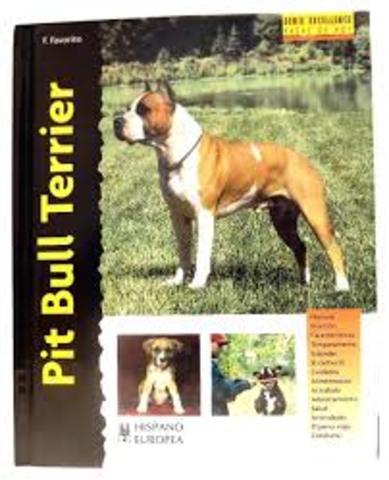 entonces alex se paro rapidamente y observo el libro los perros de tindalos