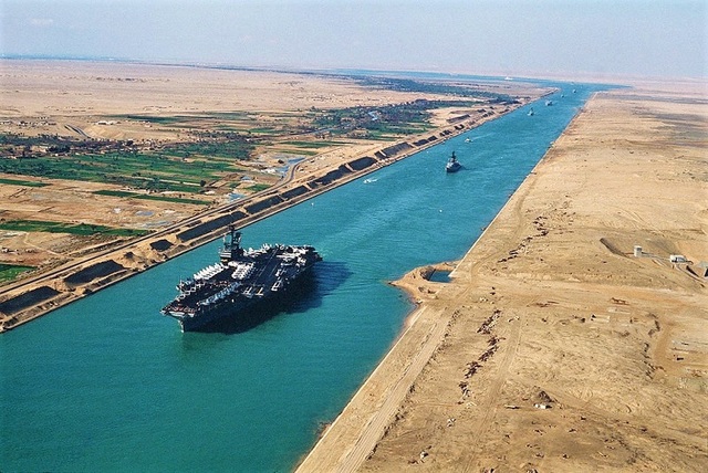 CREACIÓN DEL CANAL SUEZ