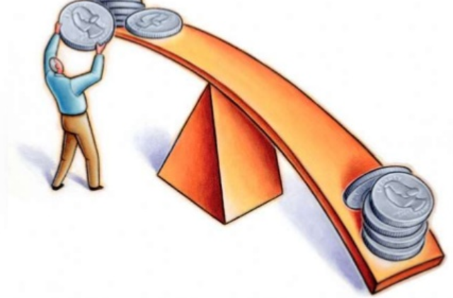 Establecimiento de un tipo de cambio estable.