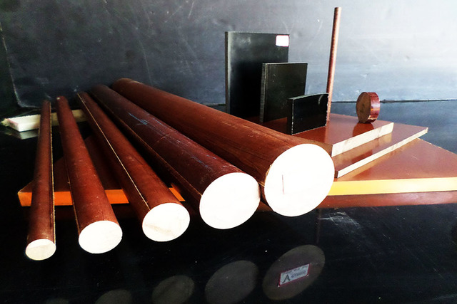 Primer polímero sintético