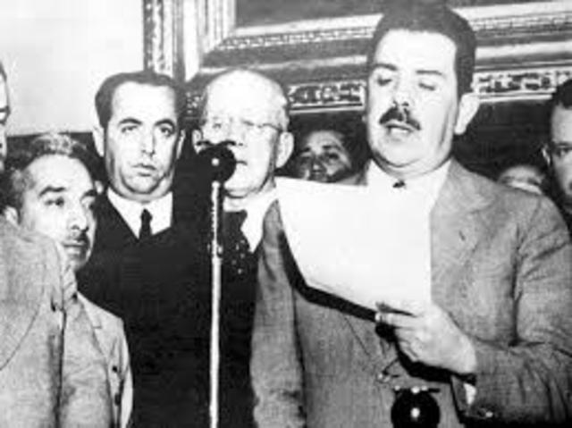 Expropiación petrolera, decretada por el Gral. Lázaro Cárdenas del Rio, presidente de la República. Con este decreto se recupera el dominio de la nación sobre la industria petrolera