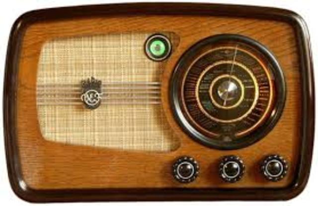 MEDIOS AUDIOVISUALES - LA RADIO