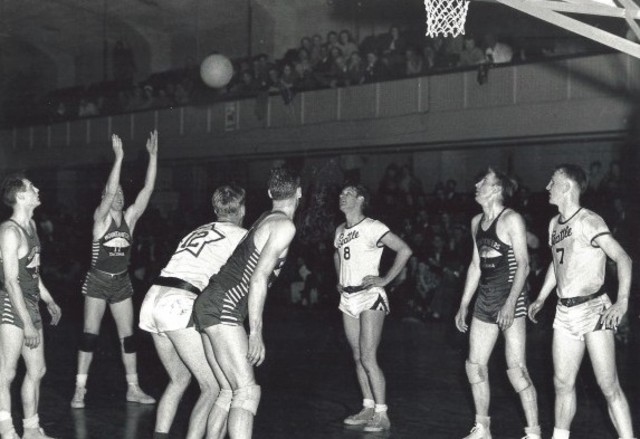 First Professional Basketball League is Formed